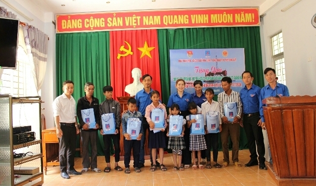 tuoi tre pvn to chuc nhieu hoat dong tri an ngay thuong binh liet si