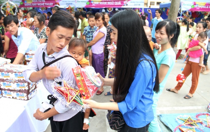 ngay hoi trung thu hong cho cac benh nhi