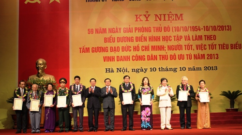 Vinh danh công dân ưu tú Thủ đô 2013