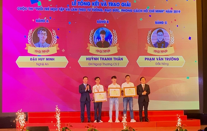 trao giai cuoc thi tuoi tre hoc tap va lam theo tu tuong dao duc phong cach ho chi minh nam 2019