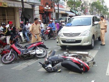 Ba ngày nghỉ, 92 người thương vong do TNGT