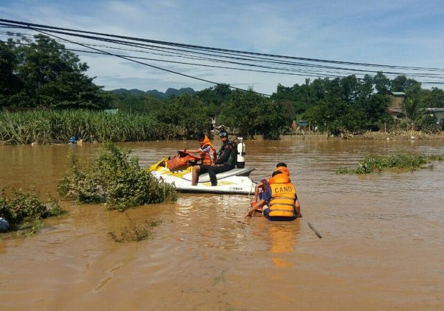 thanh hoa 13 nguoi chet mat tich do mua lu