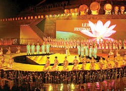 Thăng hoa cảm xúc trong đêm bế mạc Festival Huế 2012