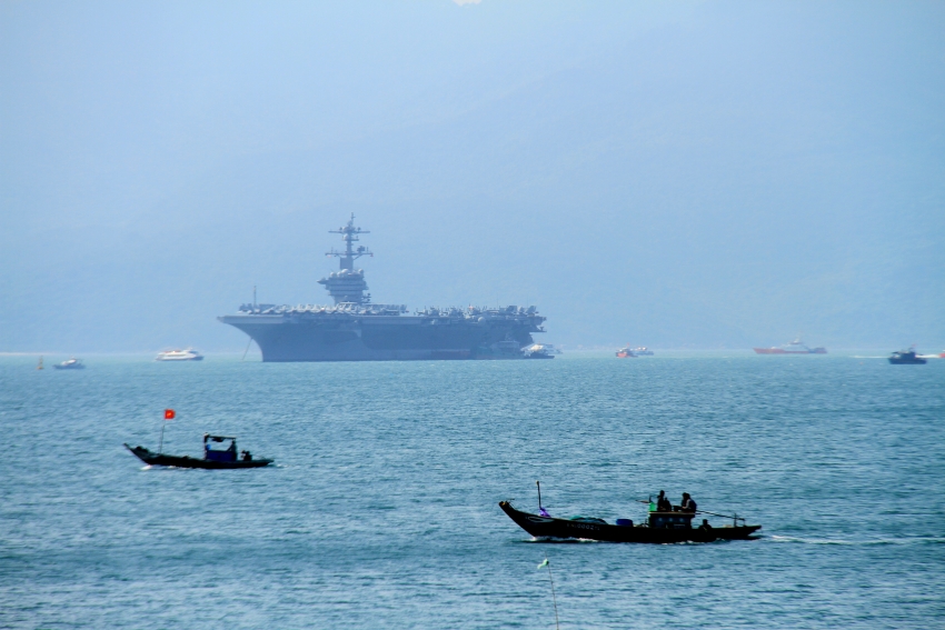 nhom tau san bay my chinh thuc tham da nang