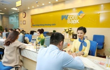 PVcomBank lì xì khách hàng gửi tiền dịp đầu xuân