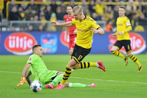 Link xem trực tiếp Dortmund vs Frankfurt (VĐ Đức), 2h30 ngày 15/2