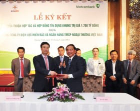 EVN NPC và Vietcombank ký kết hợp đồng tín dụng trị giá 1.700 tỉ đồng