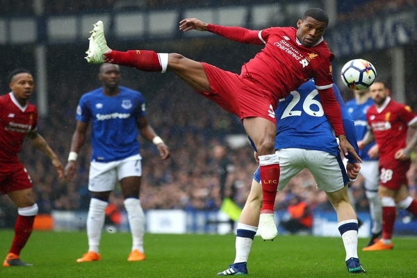 xem truc tiep bong da everton vs liverpool ngoai hang anh 23h15 ngay 33