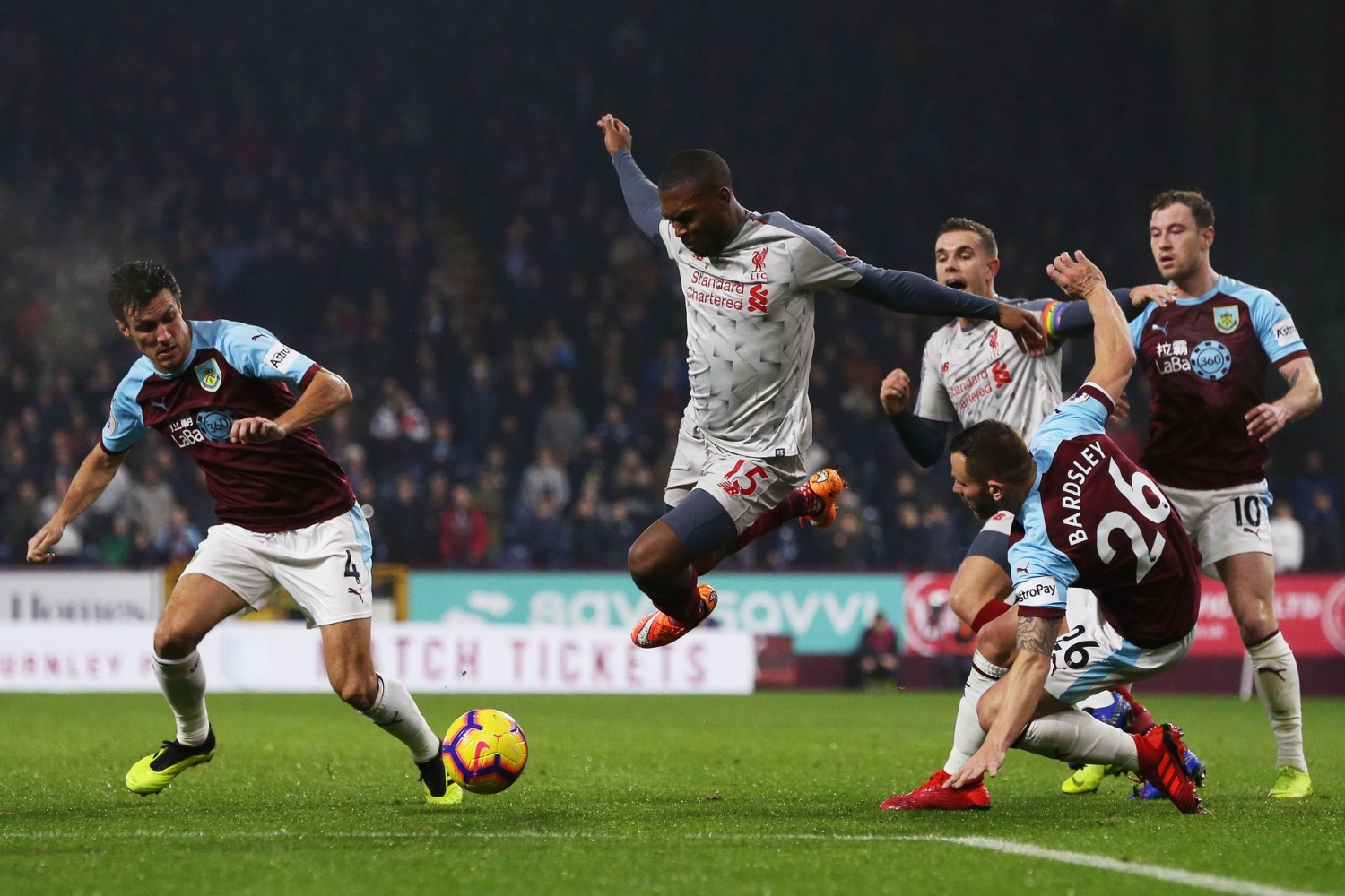 xem truc tiep bong da liverpool vs burnley ngoai hang anh 19h ngay 103