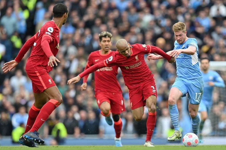 Man City hòa Liverpool sau màn rượt đuổi nghẹt thở - 6