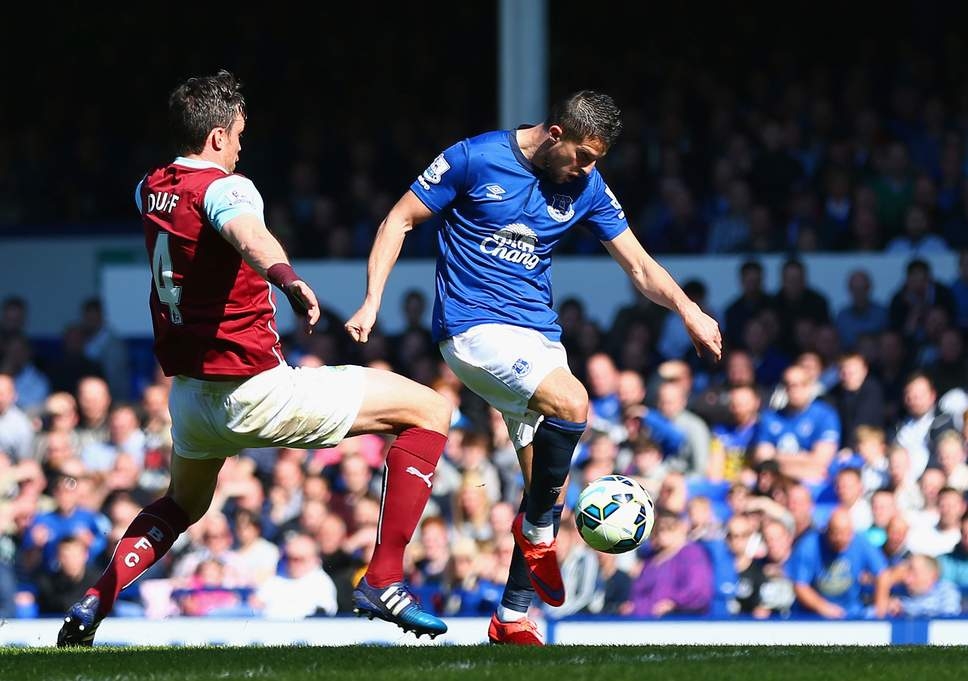 xem truc tiep bong da everton vs burnley ngoai hang anh 2h ngay 45