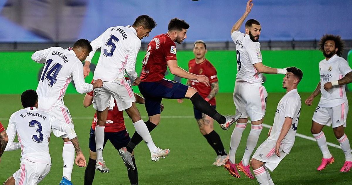 Đánh bại Osasuna, Real Madrid bám đuổi quyết liệt Atletico