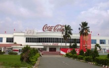 bo van hoa yeu cau coca cola chinh sua cum tu quang cao vi thieu tham my