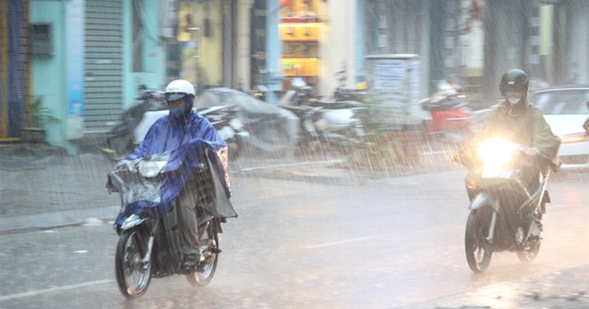 Chiều tối nay Hà Nội mưa giông, đề phòng mưa đá và gió giật mạnh