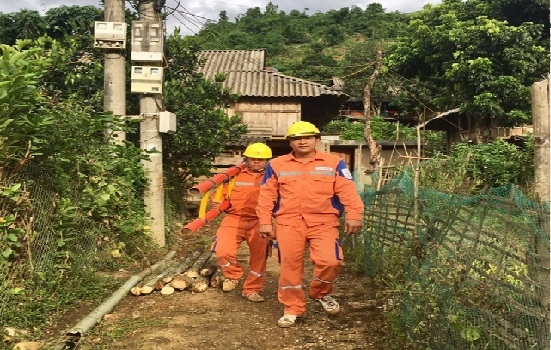 Vì ánh sáng điện nơi vùng cao