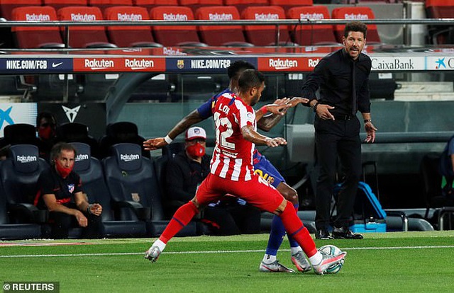 Messi ghi bàn, Barcelona hòa Atletico trong trận cầu có 3 quả penalty