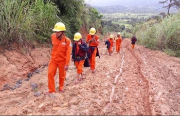 Gian nan thợ điện vùng sâu