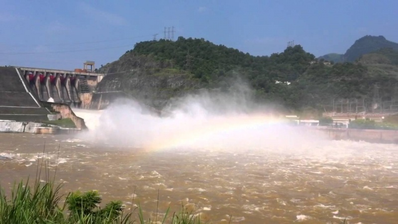 chuyen cat lu o thuy dien hoa binh