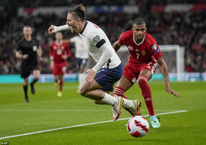 Ronaldo tỏa sáng giúp Bồ Đào Nha thắng đậm, Anh hòa thất vọng Hungary - 10