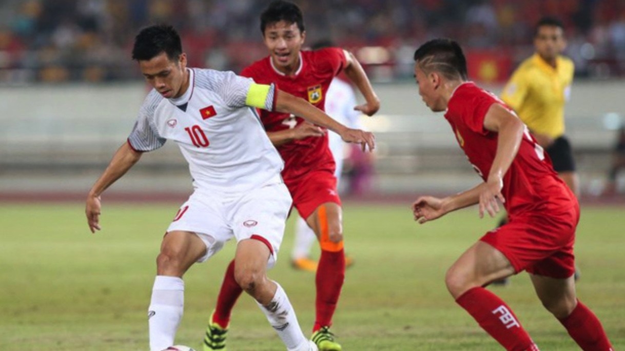 link xem truc tiep bong da viet nam vs malaysia aff cup 2018 19h30 ngay 1611