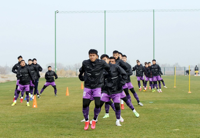 U23 Việt Nam tổng duyệt chờ quyết đấu U23 Myanmar - 4