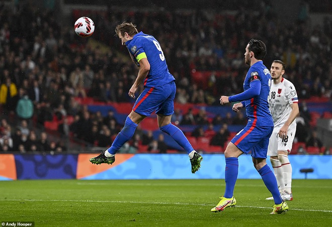 Harry Kane lập hattrick giúp Anh thắng đậm, Italia hòa thất vọng Thụy Sỹ - 4