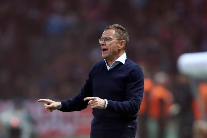 Lộ mức lương khổng lồ của HLV Rangnick ở Man Utd - 1