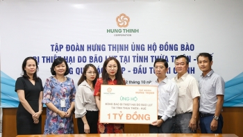 Tập đoàn Hưng Thịnh ủng hộ gần 7 tỷ đồng hỗ trợ đồng bào miền Trung khắc phục hậu quả bão, lũ