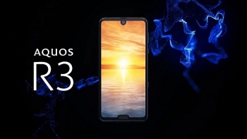 Sharp ra mắt smartphone Aquos R3