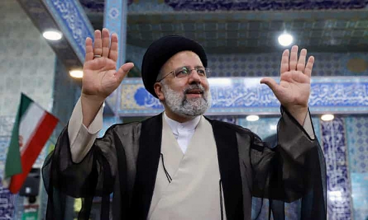 Thẩm phán bảo thủ Ebrahim Raisi.