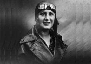 Nữ phi công đầu tiên trên thế giới