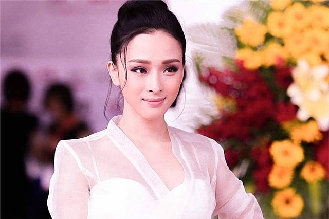 hoa hau truong ho phuong nga tro lai showbiz trong nam 2019