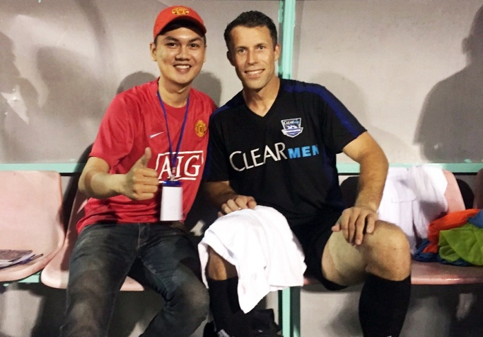 dwight yorke ronny johnsen va tran cau cuong nhiet tai tp hcm