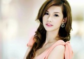 quynh chi tro lai showbiz