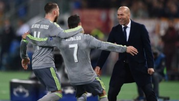 Ronaldo ủng hộ Zidane ở lại sân Bernabeu