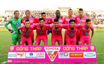 Cầu thủ V-League cá độ bóng đá: Phạt ai?