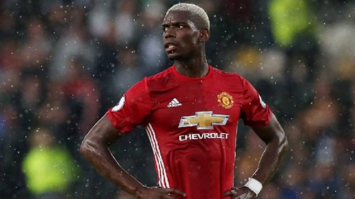 pogba dang khong hanh phuc o mu