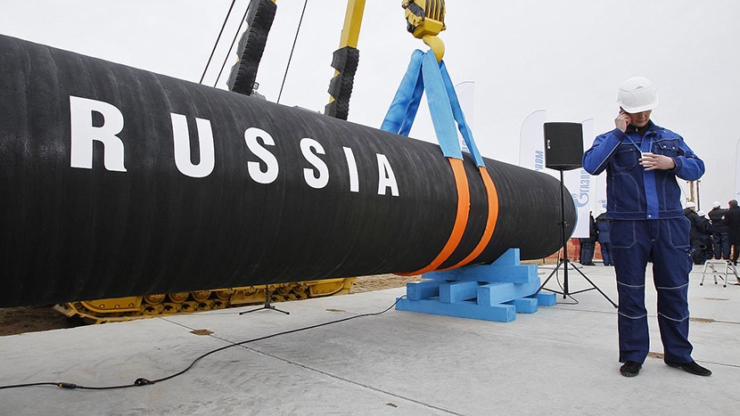 Vì sao EU không thể từ bỏ dầu Nga?