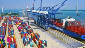 Chính phủ đề nghị TP HCM điều chỉnh phí hạ tầng cảng biển trong tháng 7/2022