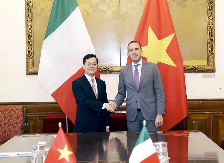 Tham vấn chính trị Việt Nam - Italia lần thứ 4