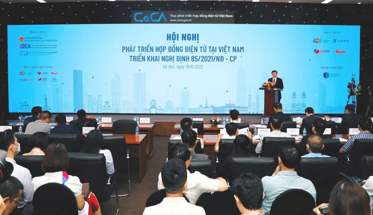 Đẩy mạnh phát triển hợp đồng điện tử tại Việt Nam