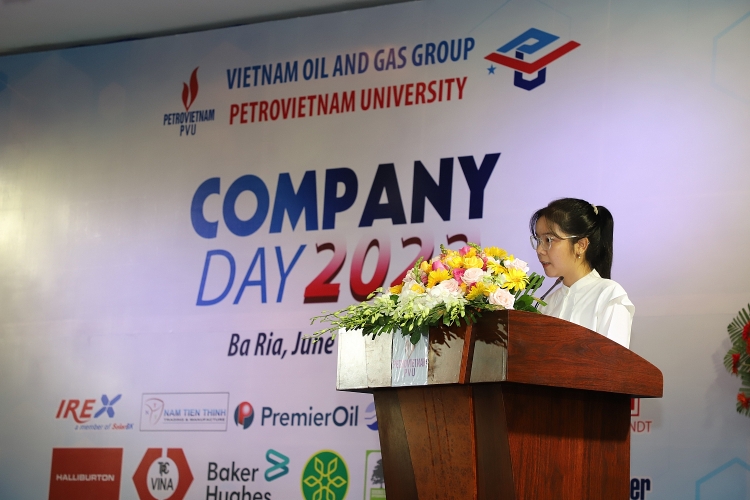 Company day 2022 PVU với chủ đề: Sinh viên PVU với tinh thần đổi mới sáng tạo trong bối cảnh chuyển dịch năng lượng, hướng đến sự phát triển bền vững Company day 2022 PVU với chủ đề: Sinh viên PVU với tinh thần đổi mới sáng tạo trong bối cảnh chuyển dịch năng lượng, hướng đến sự phát triển bền vững