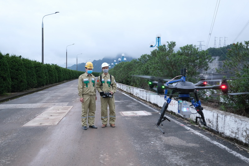 Cho những dòng điện “nối dài”