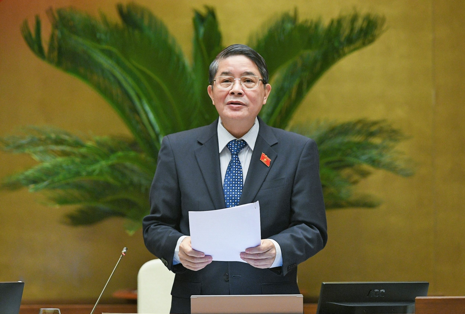 Phó Chủ tịch Quốc hội Nguyễn Đức Hải phát biểu điều hành thảo luận về dự thảo Nghị quyết về thí điểm một số cơ chế, chính sách đặc thù phát triển thành phố Buôn Ma Thuột, tỉnh Đắk Lắk.