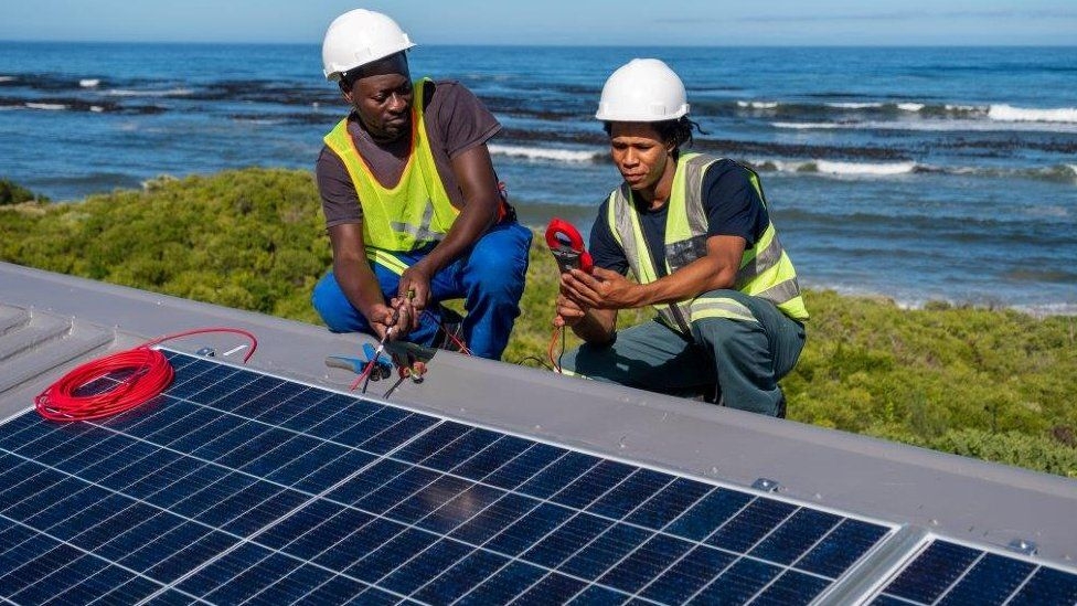 TotalEnergies đầu tư phát triển 120 MW năng lượng mặt trời tại Uganda