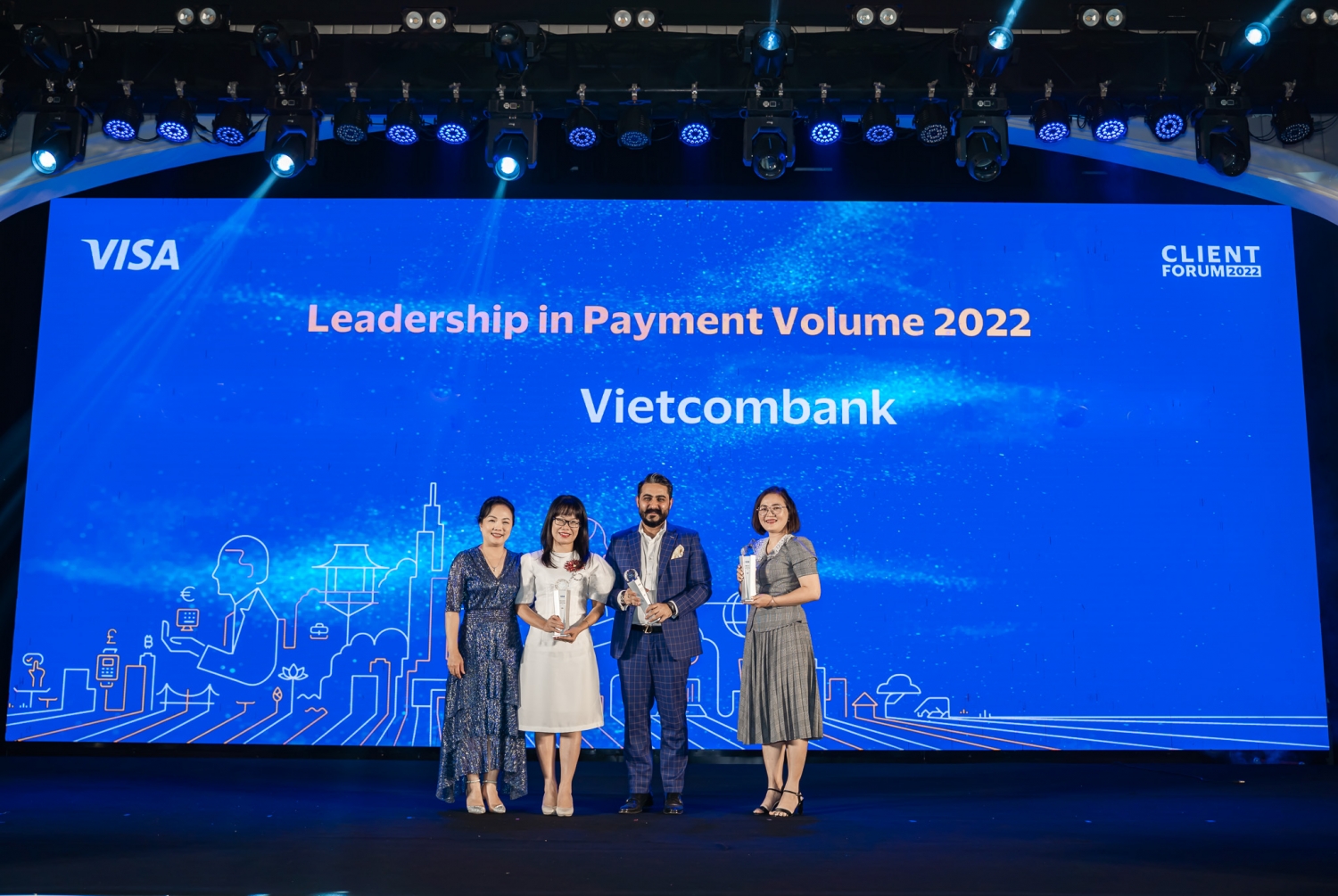 Vietcombank được vinh danh tại nhiều hạng mục giải thưởng quan trọng của Tổ chức thẻ quốc tế Visa