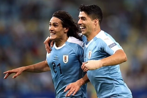 Suarez và Cavani có tên, Uruguay mang hàng công đẳng cấp tới Qatar