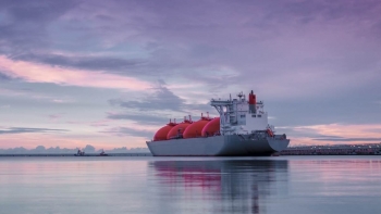 Mozambique bắt đầu xuất khẩu lô hàng LNG đầu tiên