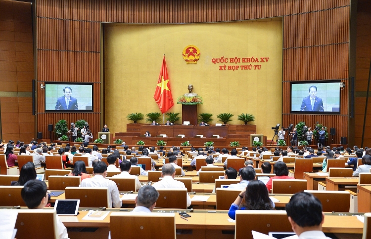  Chủ nhiệm Ủy ban Pháp luật của Quốc hội Hoàng Thanh Tùng trình bày Báo cáo giải trình, tiếp thu, chỉnh lý dự thảo Luật Thanh tra (sửa đổi)