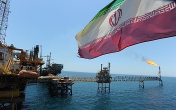 Iran tăng lượng dầu thô cung cấp cho Syria lên 3 triệu thùng/tháng